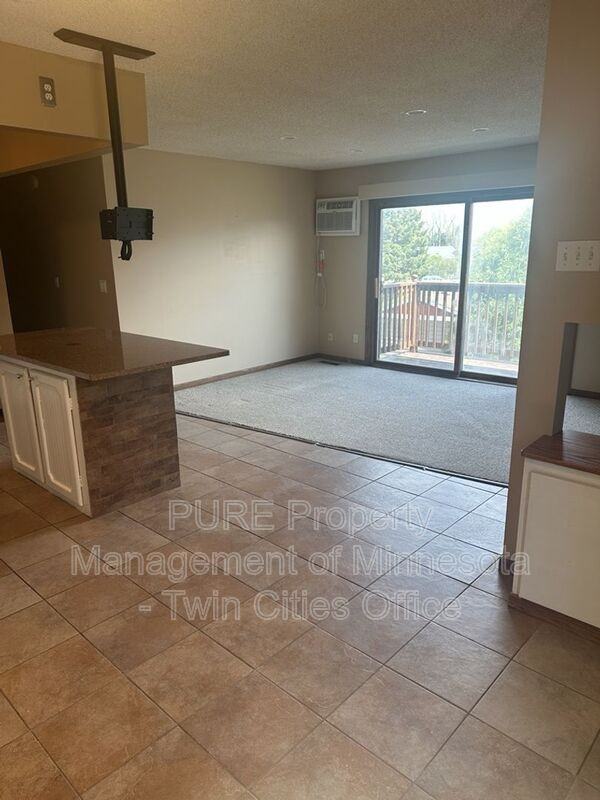 4504 Cinnamon Ridge Trl #B - Photo 2 of 17