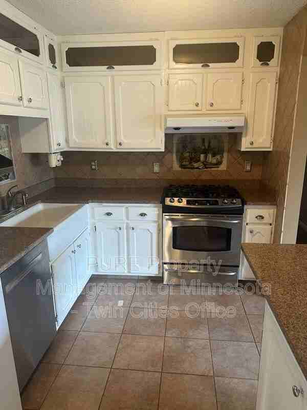 4504 Cinnamon Ridge Trl #B - Photo 6 of 17