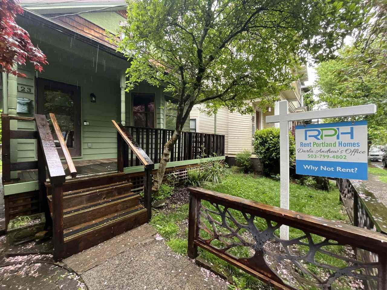 2123 Nw Hoyt St - Photo 2 of 50