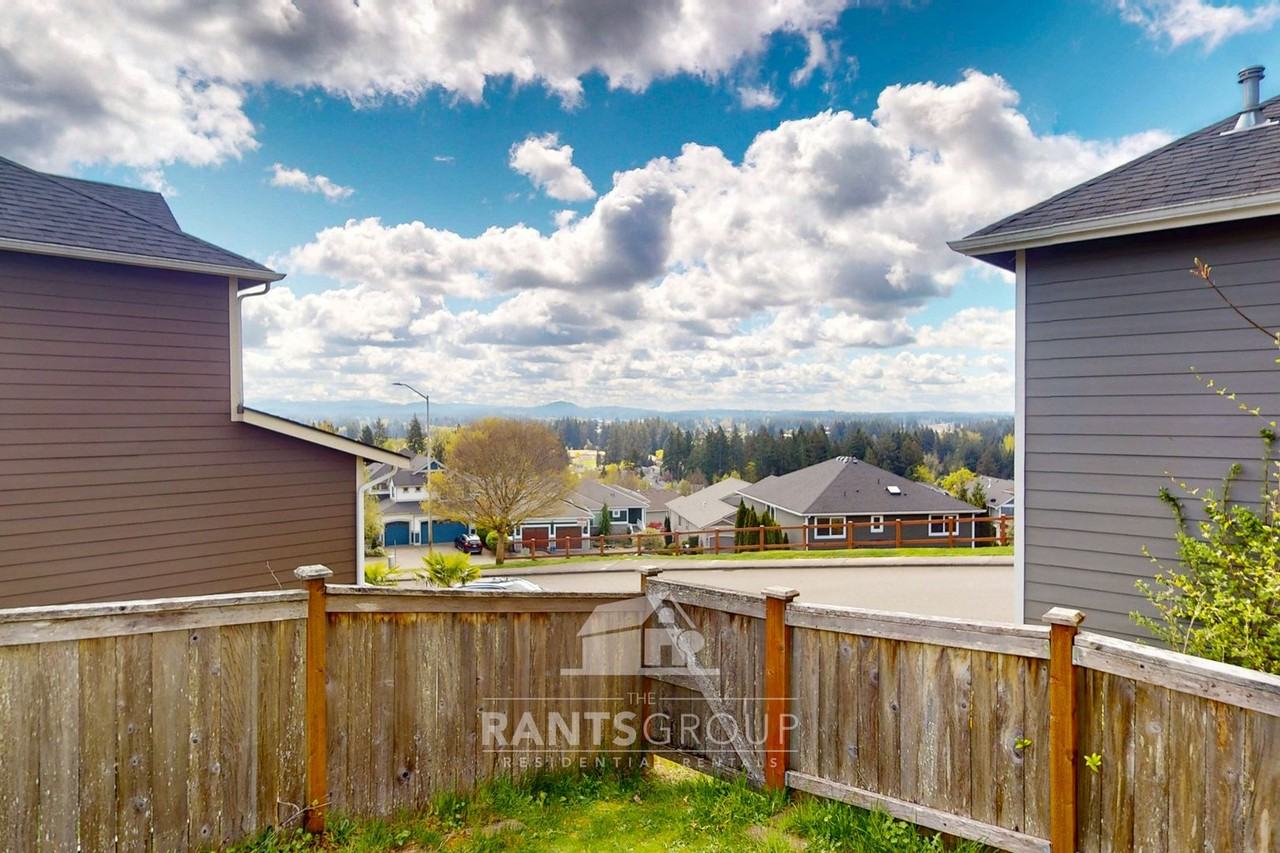 1532 Ridgeview Loop Sw - Photo 3 of 35