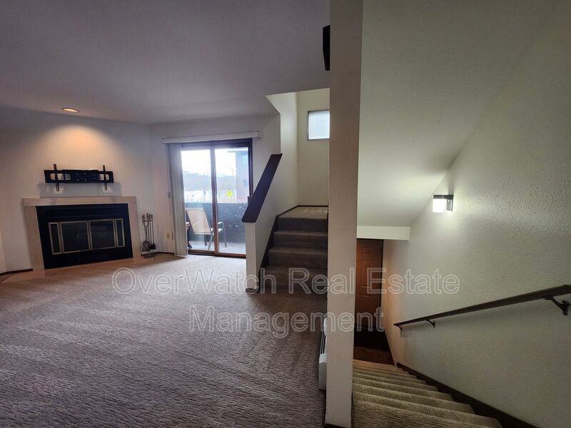 1932 Beaver Pl - Photo 3 of 21