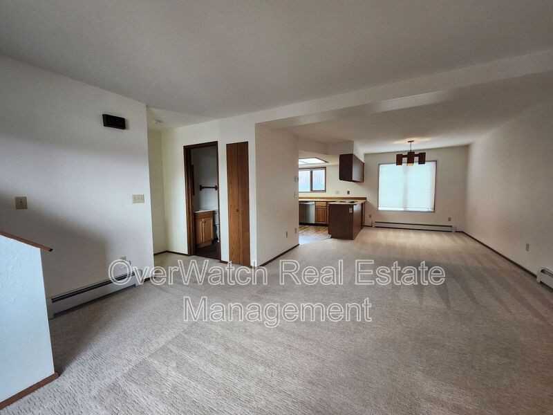 1932 Beaver Pl - Photo 5 of 21