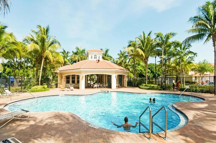 2757 South Evergreen Circle - Photo 2 of 7