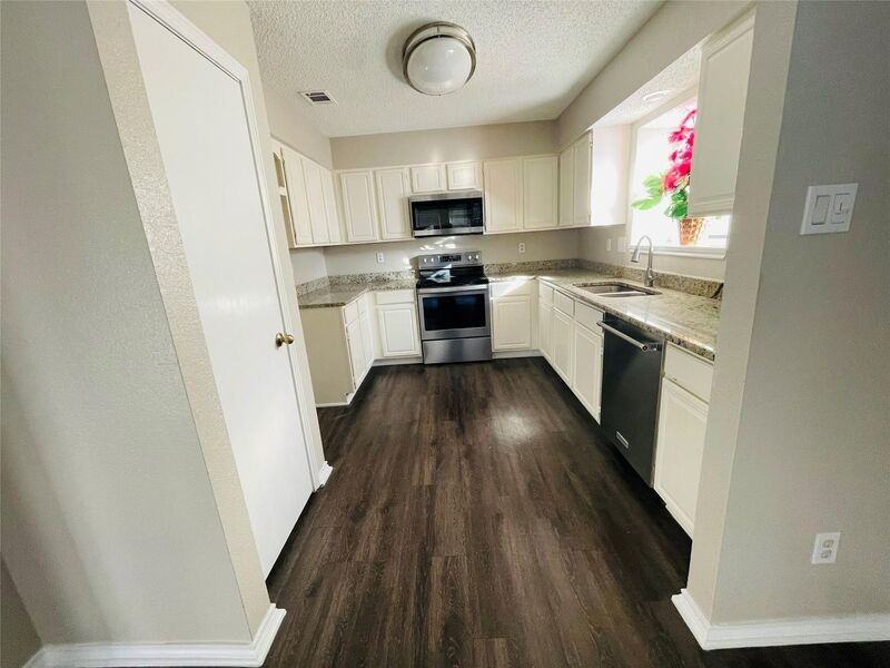 2431 Deer Run - Photo 5 of 15