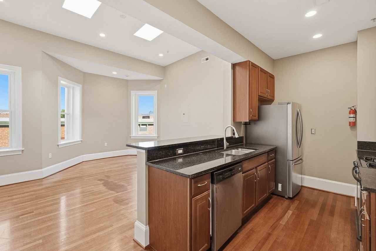 1324 Euclid St Nw #407