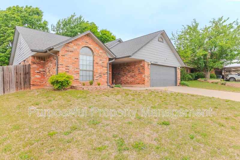 1109 David Rd - Photo 3 of 32