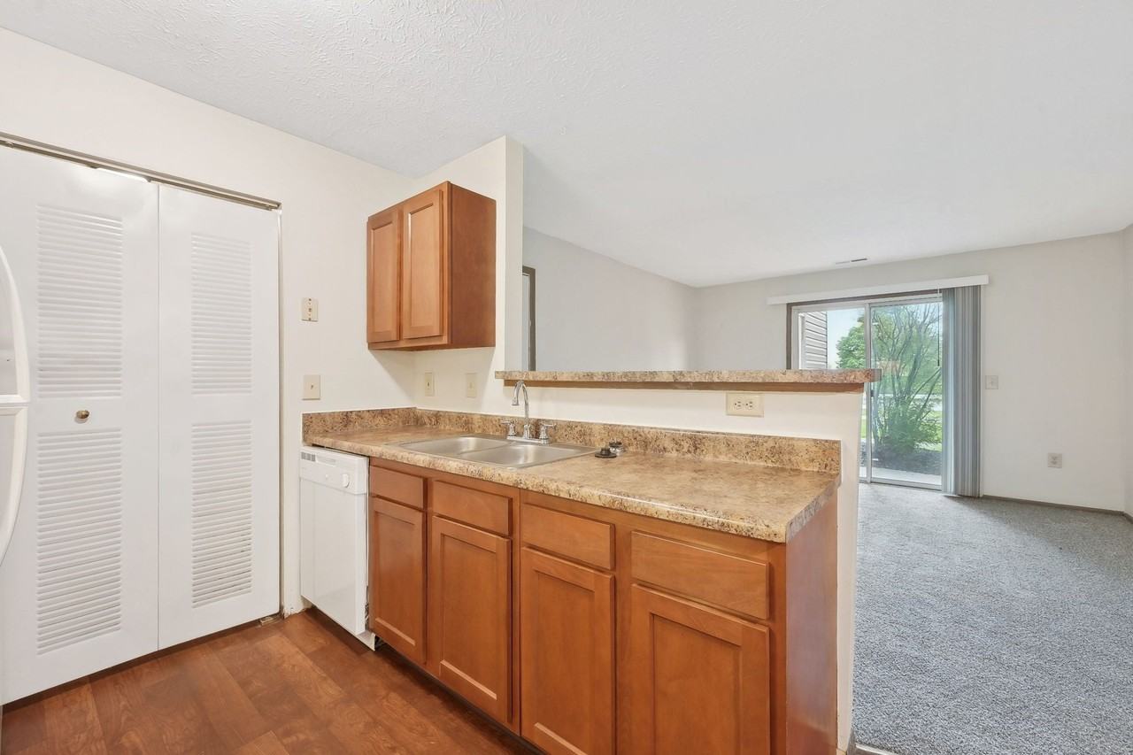 Dooley's Orchard - Photo 7 of 41