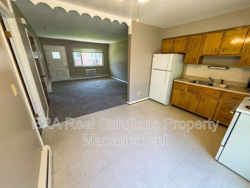 229 Rockaway Ave #3 - Photo 5 of 10