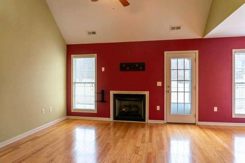 40 Wayward Path - Photo 2 of 24