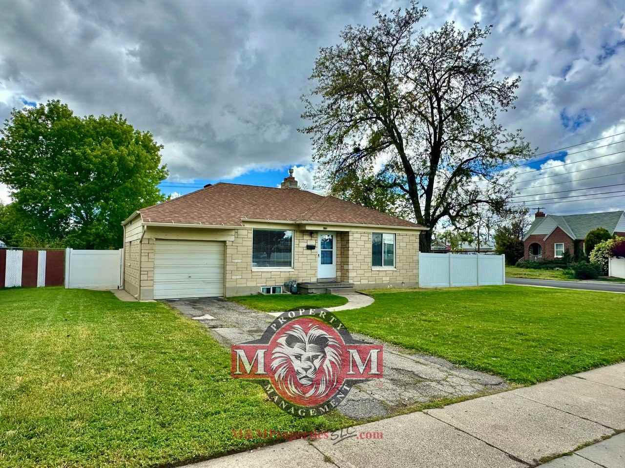 172 E Mountain View Dr - Photo 2 of 32