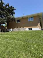 featured image of 329 Eichelberger St #D