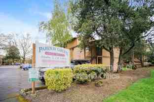 14140 Ne Sandy Blvd #Q03 - Photo 1 of 1