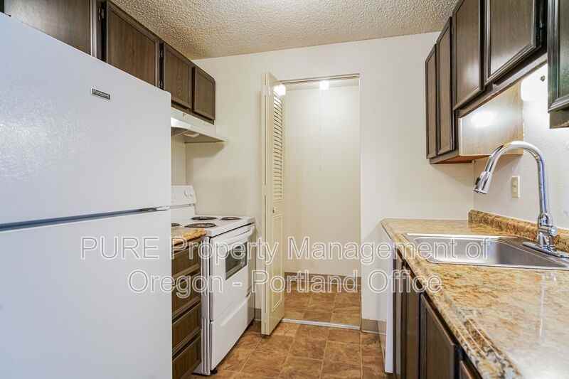 14140 Ne Sandy Blvd #Q03 - Photo 4 of 23