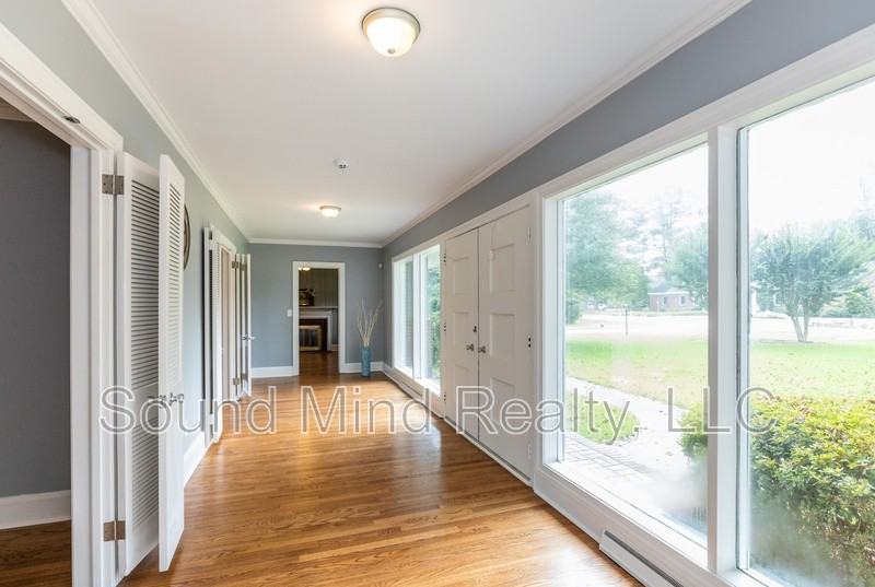 3504 Hawthorne Rd - Photo 4 of 30