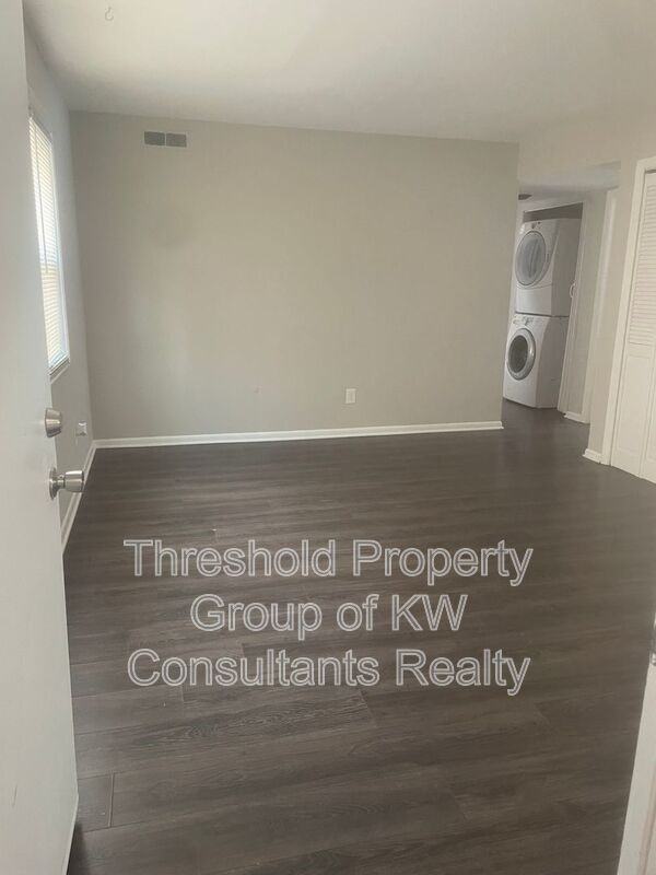 1170 Bryden Rd #D - Photo 2 of 6