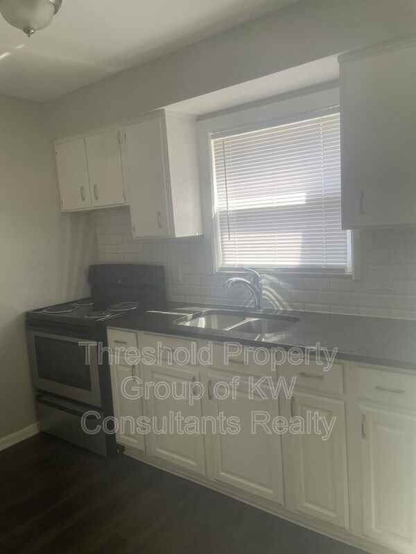 1170 Bryden Rd #D - Photo 3 of 6