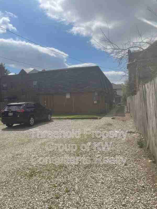 1170 Bryden Rd #D - Photo 6 of 6