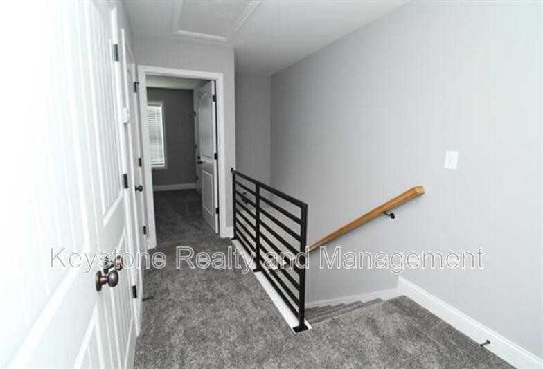 1724 Manning Dr - Photo 7 of 9