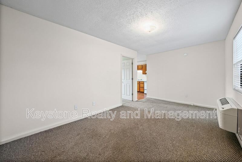 2604 Kenwood Dr - Photo 3 of 12