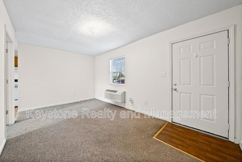 2604 Kenwood Dr - Photo 4 of 12