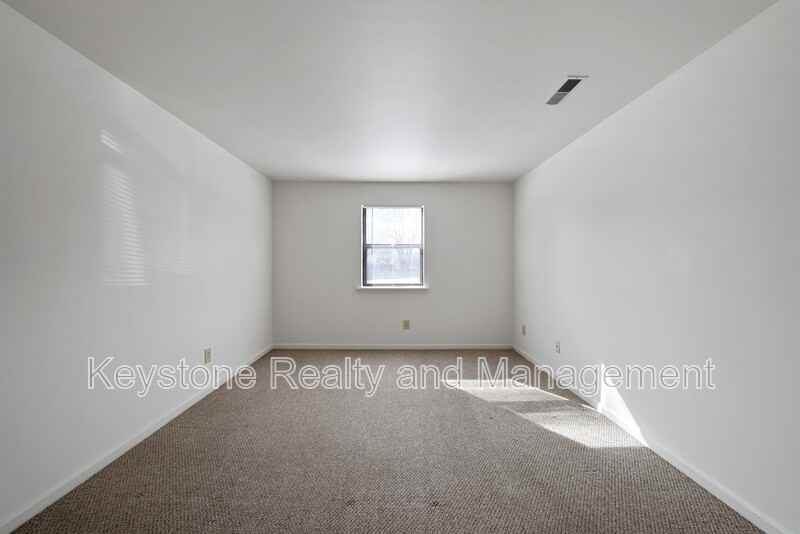 2830 - Photo 6 of 11