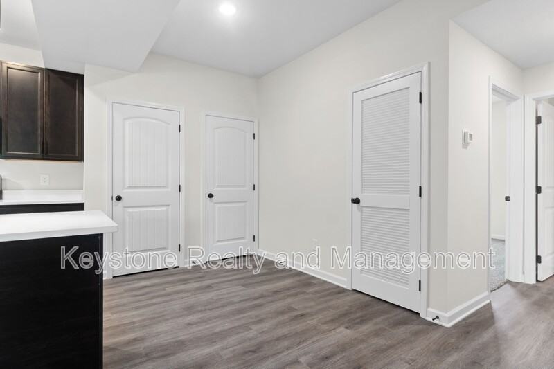 229 E Johnson Cir #C308 - Photo 6 of 14
