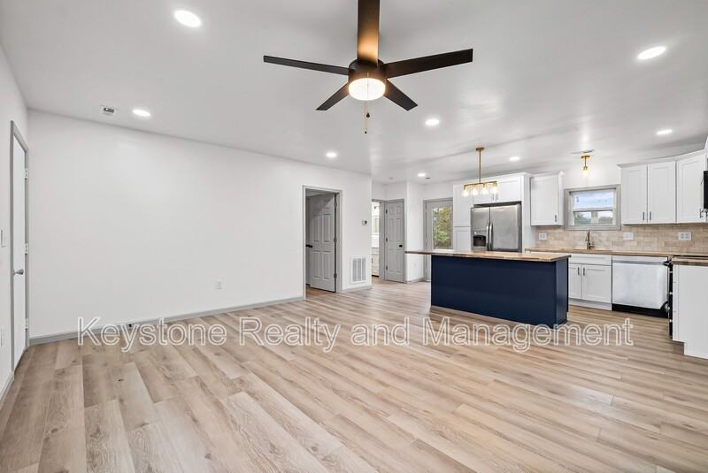 225 Military Rd - Photo 6 of 16