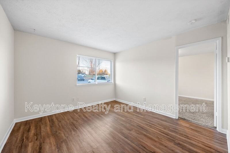 225 4J Clara Drive - Photo 2 of 13