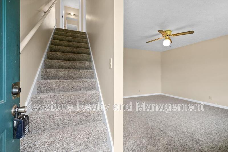 2080 Carneal Ln - Photo 2 of 16