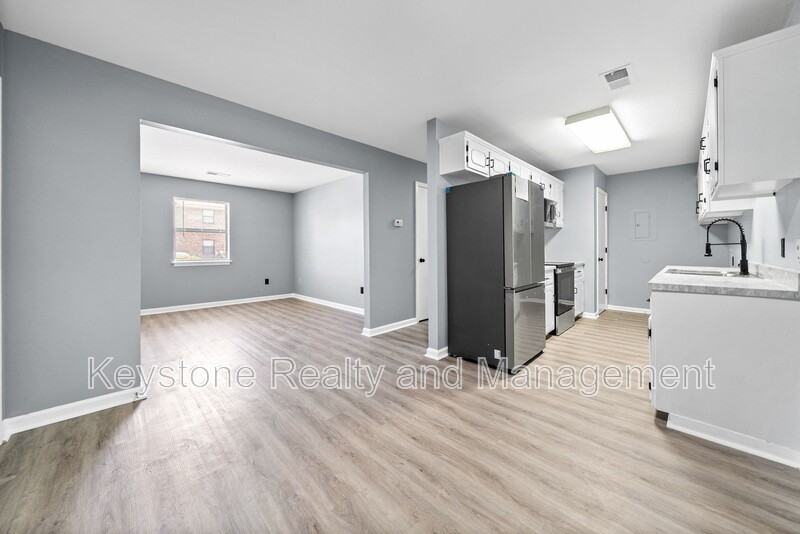 1937 High St - Photo 4 of 15