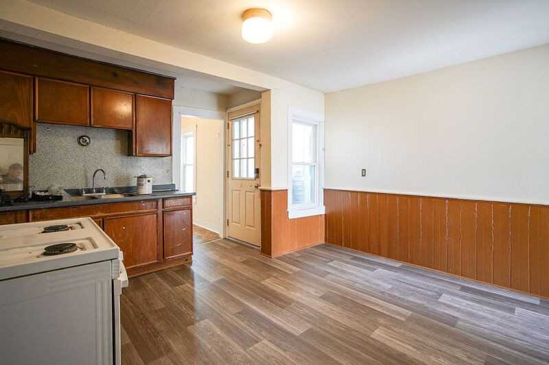34 Joy St #2R - Photo 3 of 7