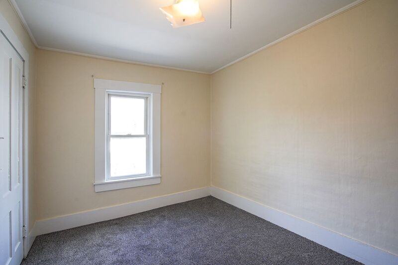 34 Joy St #2R - Photo 4 of 7