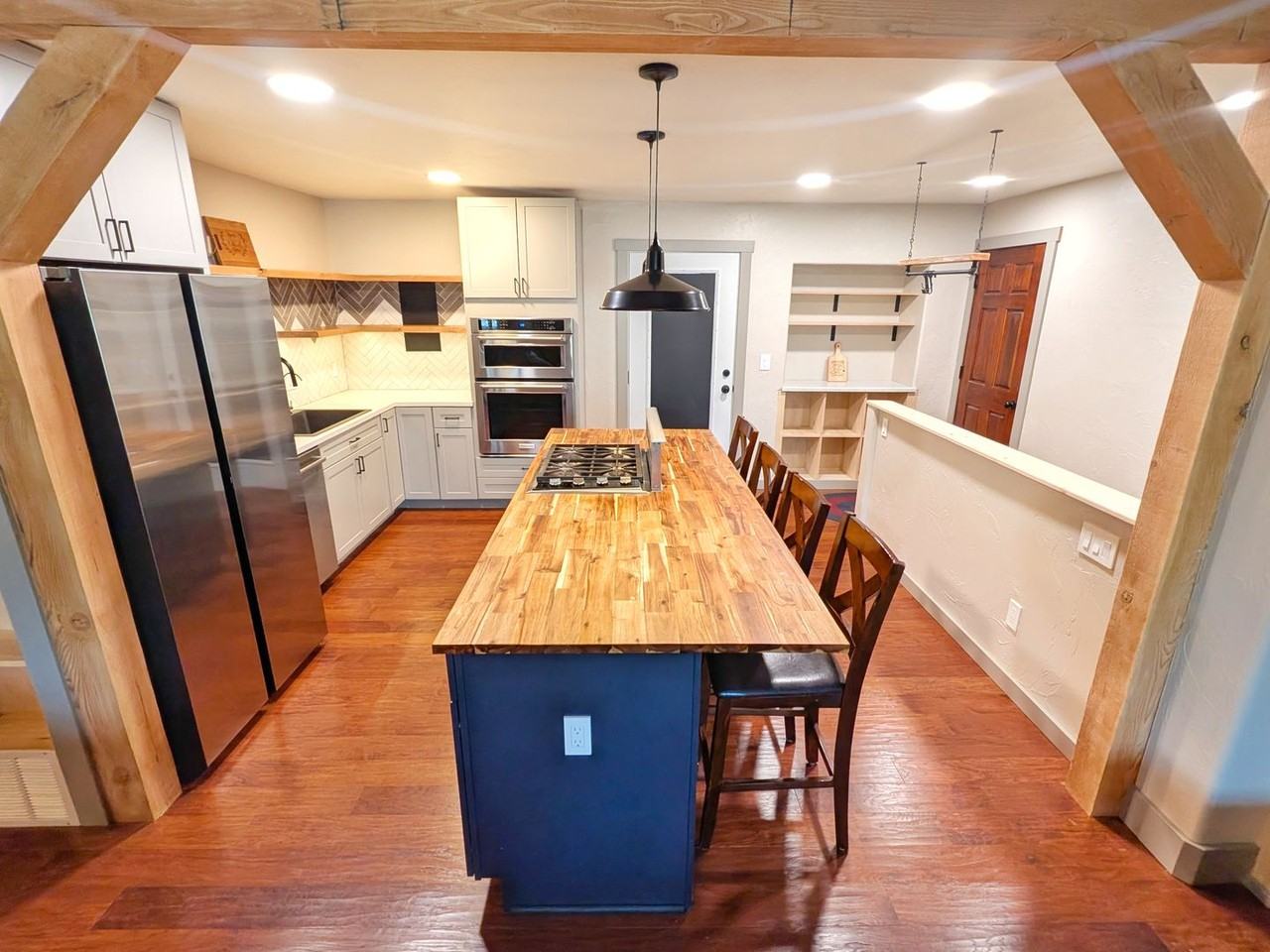 2404 Monterey Rd - Photo 7 of 35