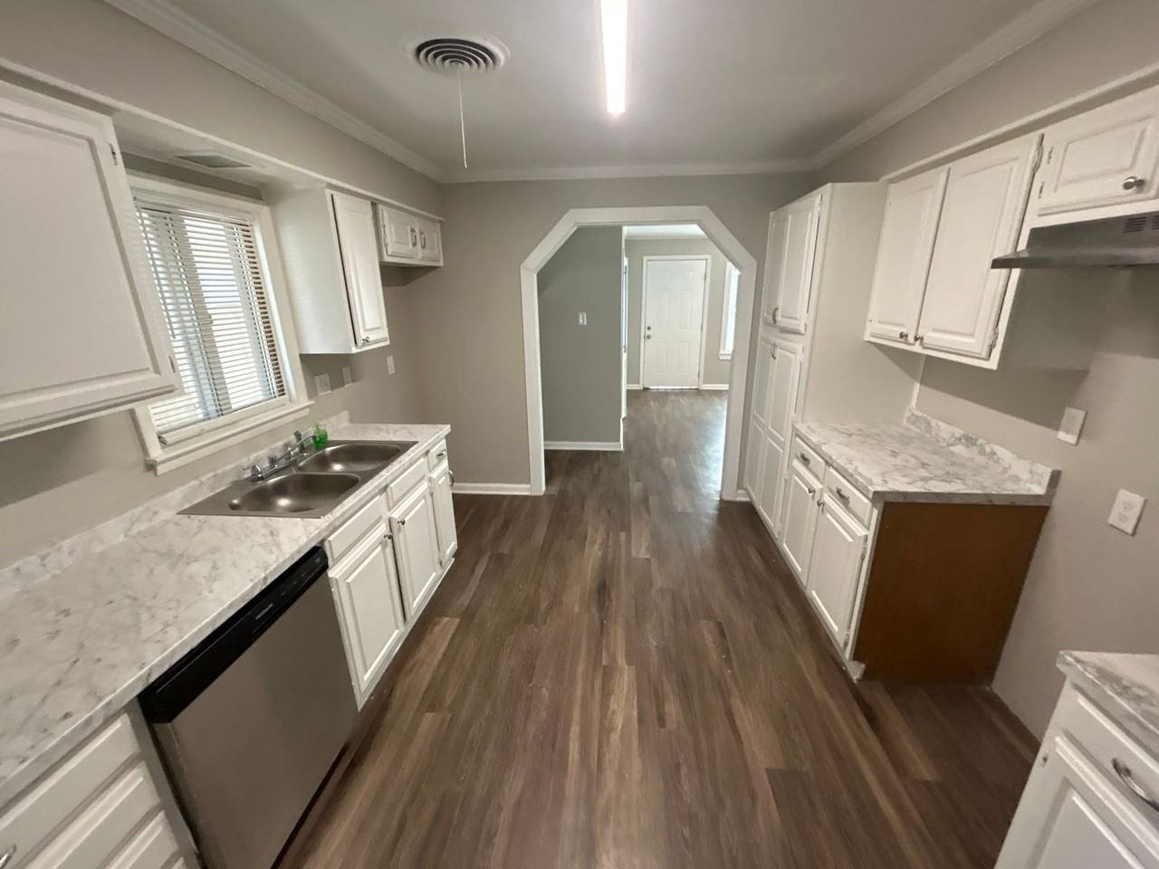 1721 Mcnair St - Photo 2 of 14