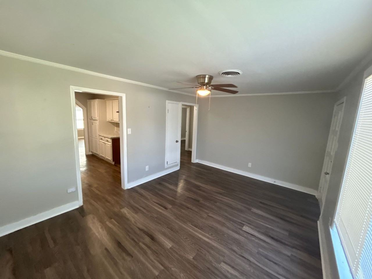 1721 Mcnair St - Photo 3 of 14