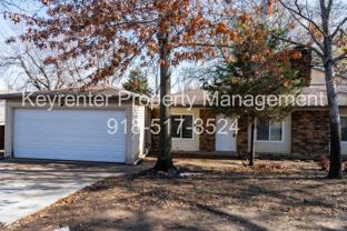 S Hudson Ave Duplex - Photo 1 of 1