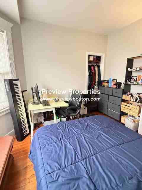 Kilsyth Rd #1P - Photo 3 of 9