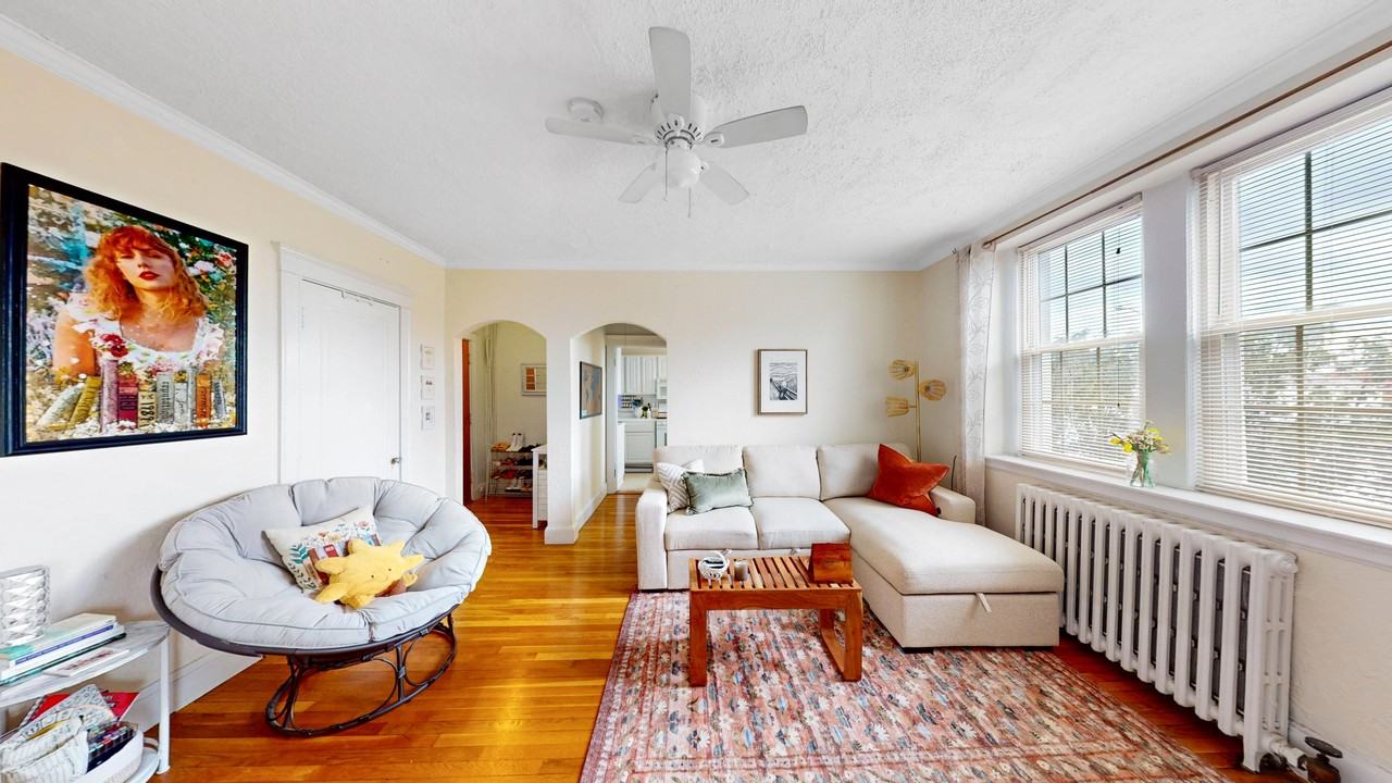 15 Governors Ave #7 - Photo 2 of 22