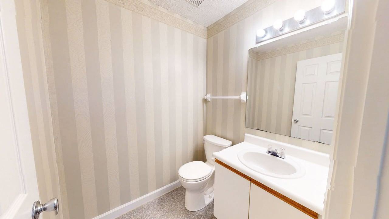 2059 Coleman Dr - Photo 4 of 31