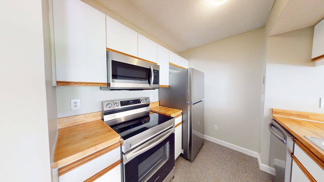 2059 Coleman Dr - Photo 7 of 31