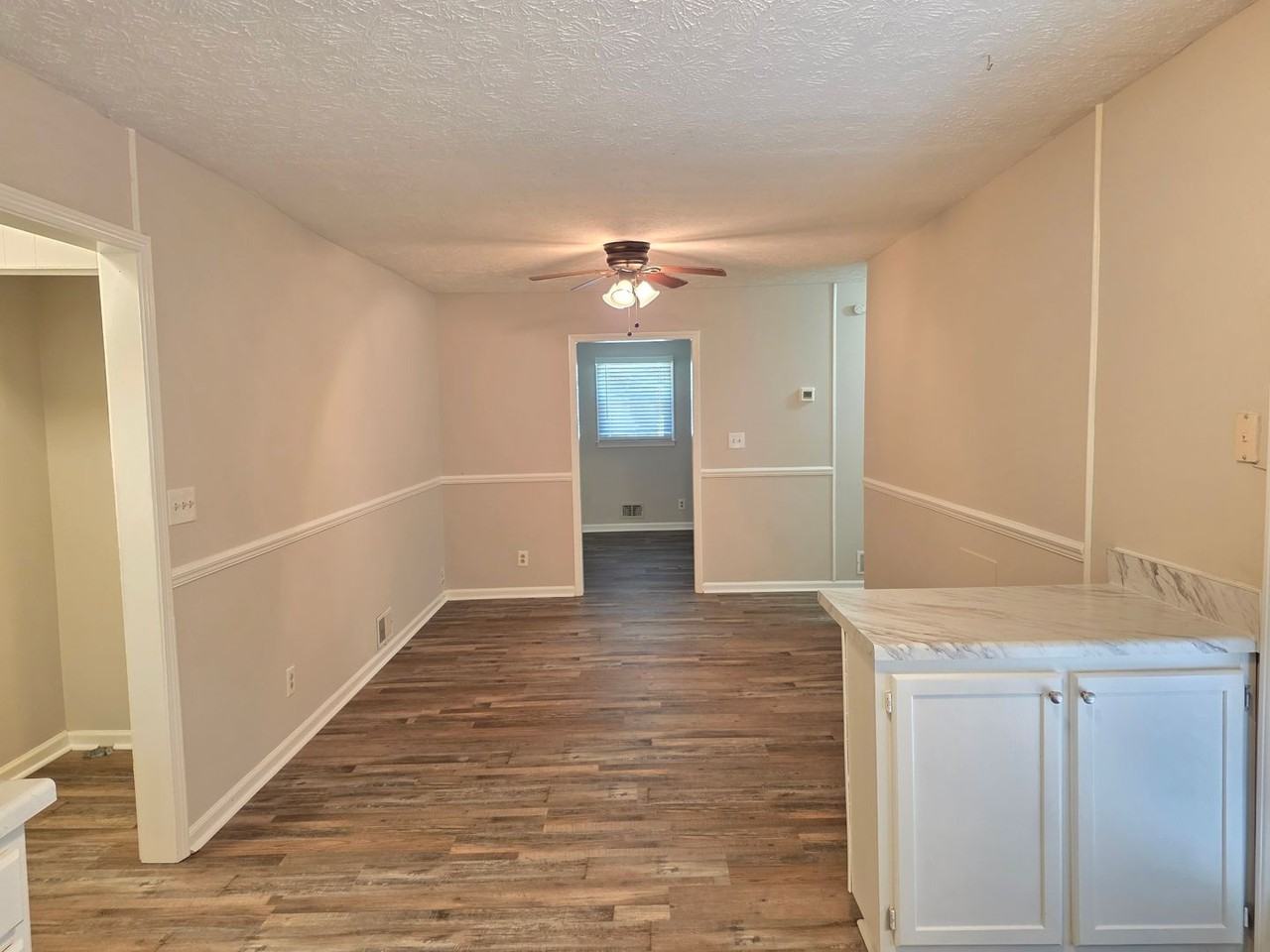1068 Baker Ln - Photo 5 of 17