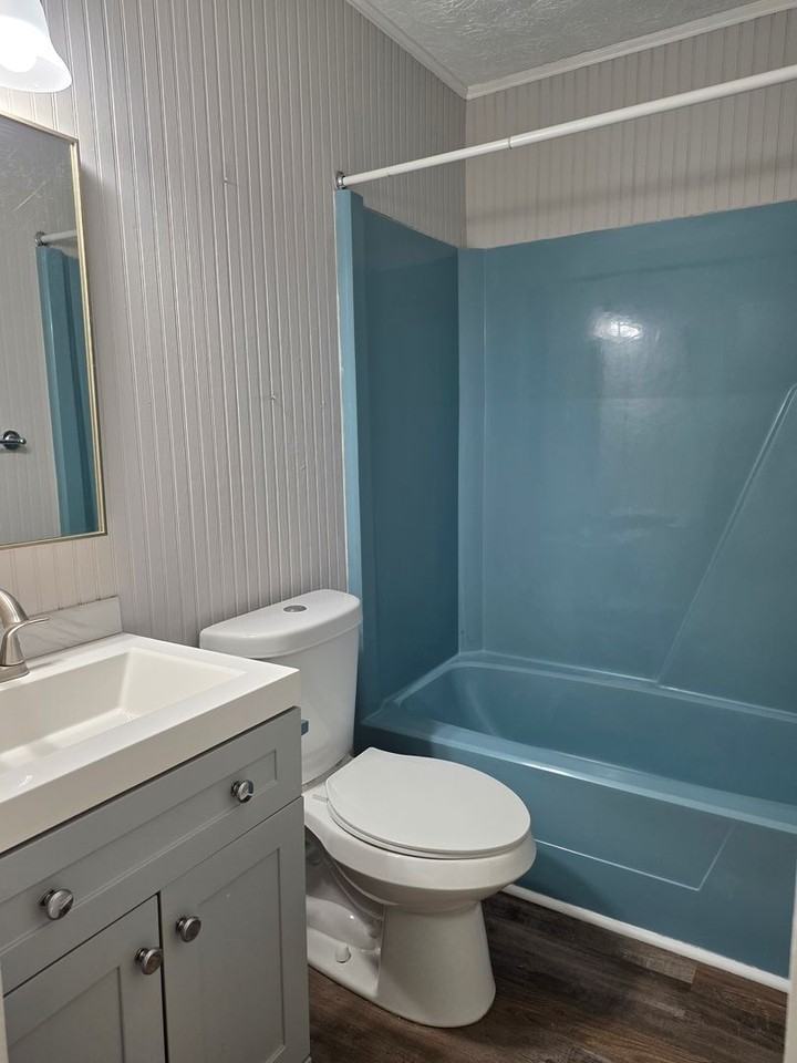 1068 Baker Ln - Photo 7 of 17