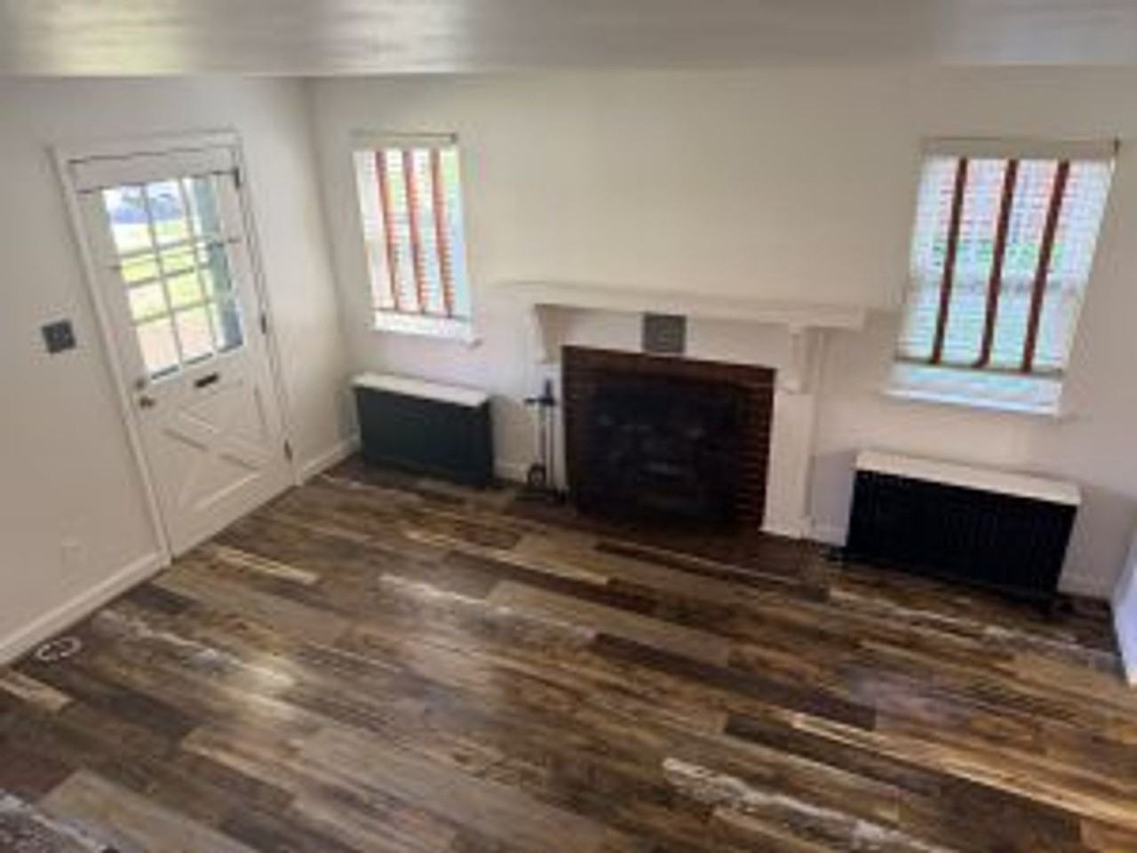 320 Atkins Ave - Photo 4 of 24