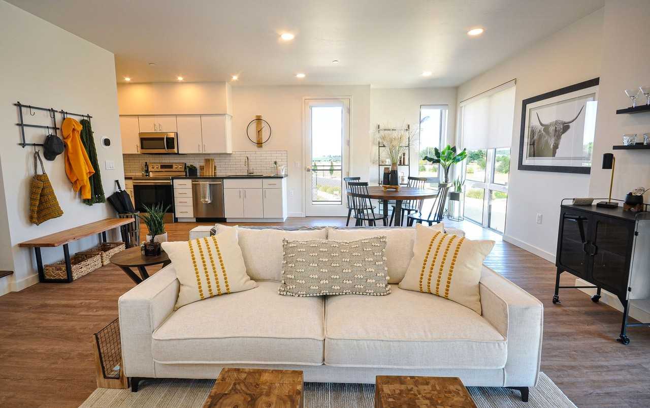 1590 Myers Ln #205 - Photo 5 of 23