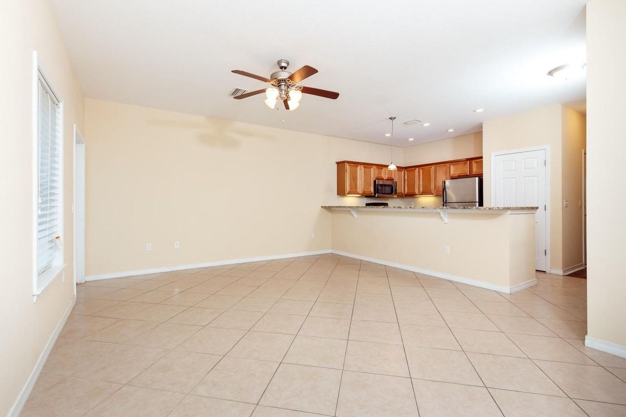 862 Fairview Dr #B - Photo 7 of 17