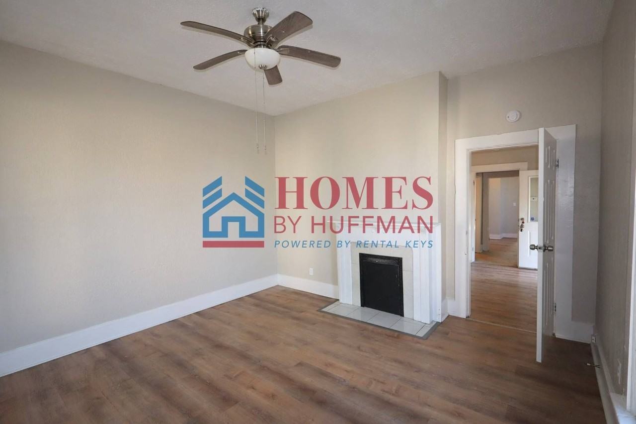 1315 N 3rd Ave - Photo 6 of 19