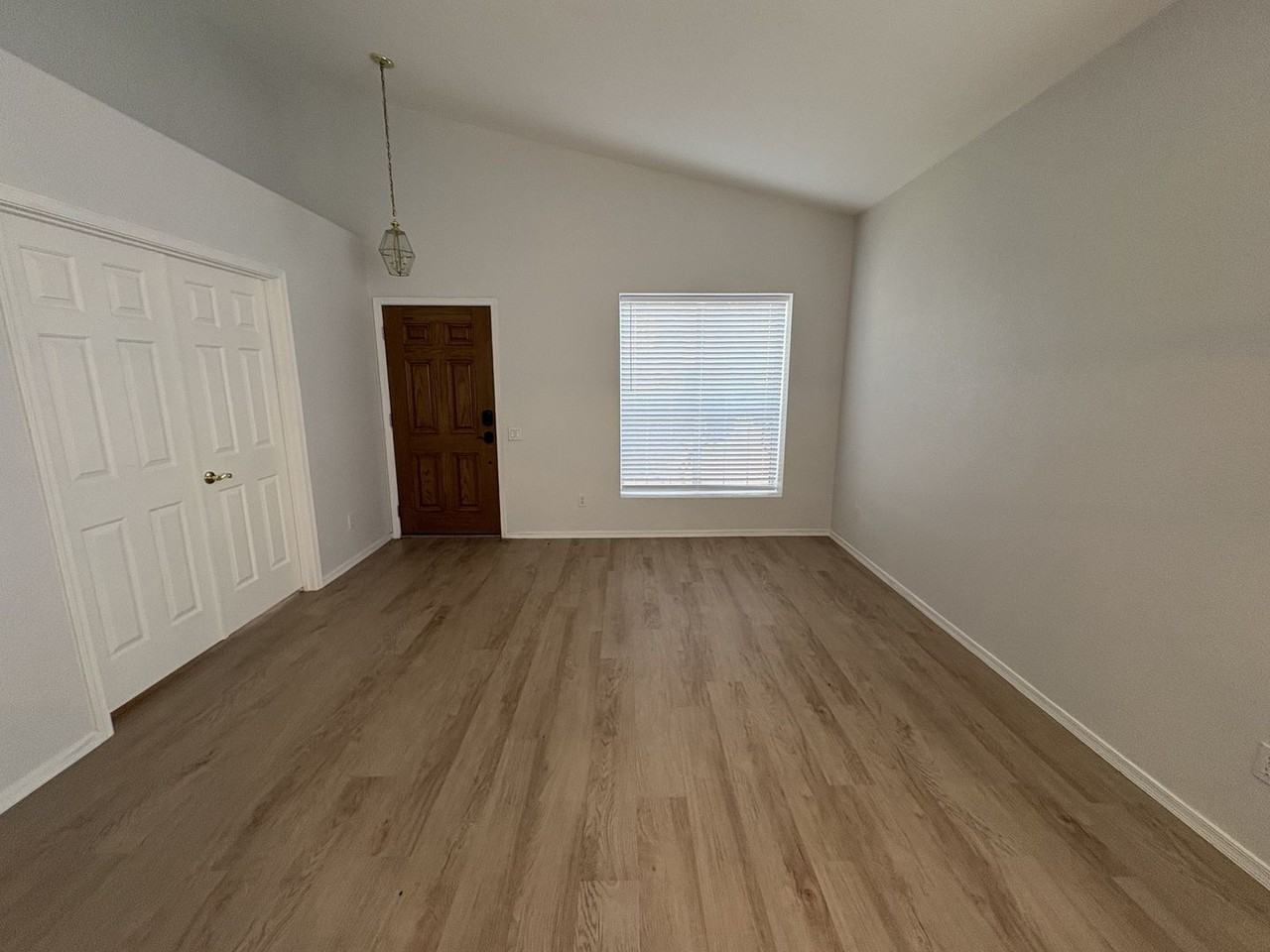 7766 E Castle Valley Way - Photo 6 of 45