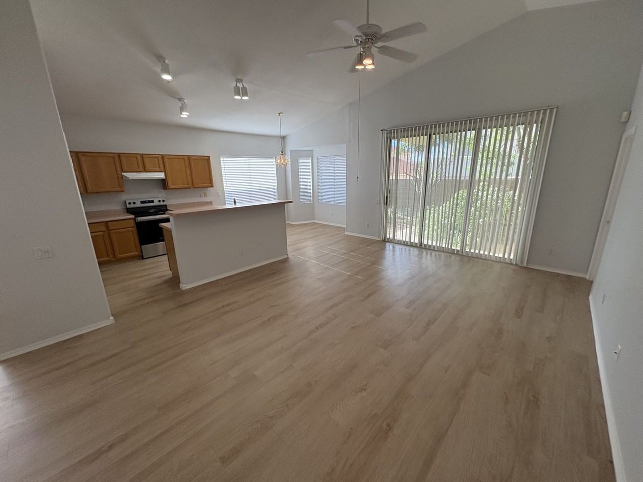 7766 E Castle Valley Way - Photo 7 of 45