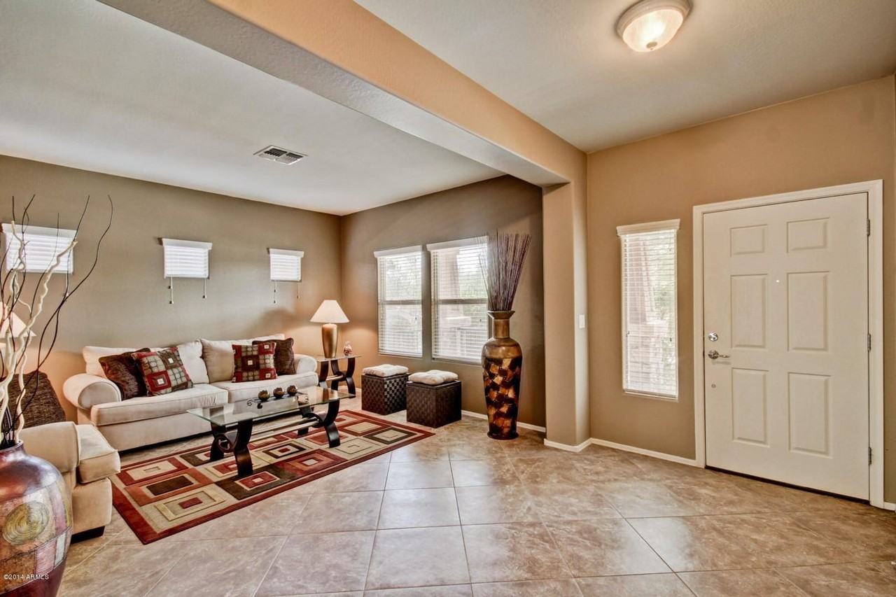 27609 N 19th Dr - Photo 5 of 37