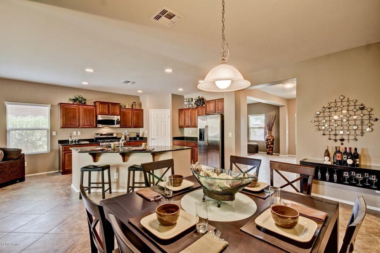 27609 N 19th Dr - Photo 7 of 37